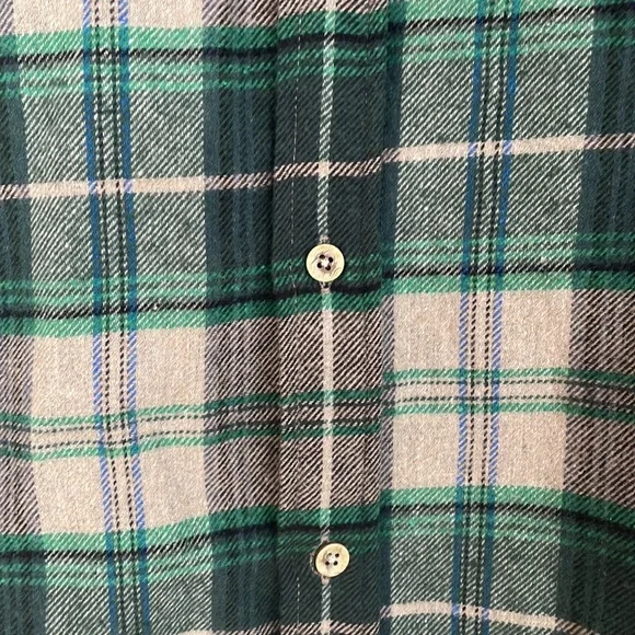 Great looking green Zara- Men’s relaxes flannel fit shirt. - Picture 4 of 13